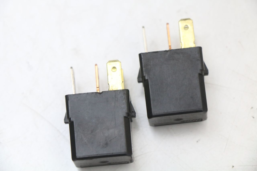 photo de RELÉ ELÉCTRICO YAMAHA X-MAX XMAX 125 (2010 - 2013) - Detalle de la pieza