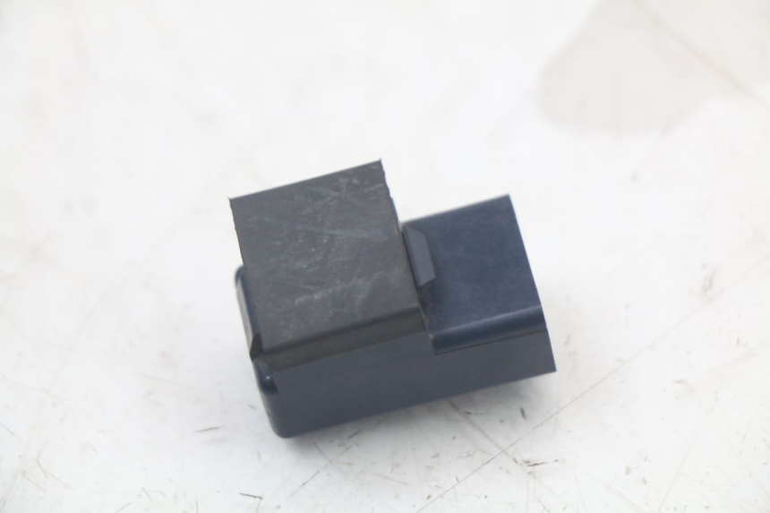 photo de RELé ELéCTRICO YAMAHA XMAX X-MAX 125 (2006 - 2009) - Otra perspectiva