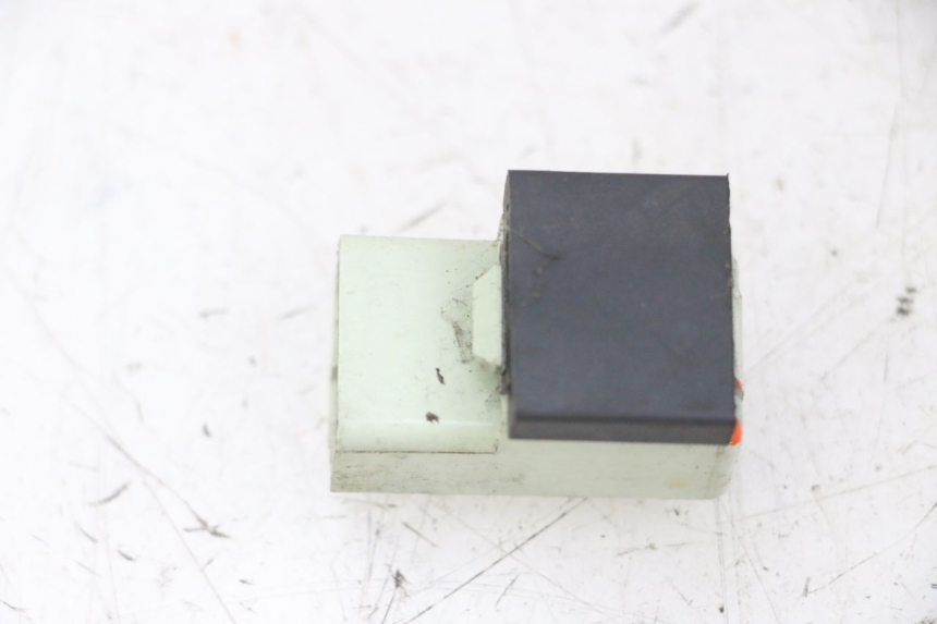 photo de RELÉ ELÉCTRICO YAMAHA X-MAX XMAX 125 (2010 - 2013) - Zoom estado de uso