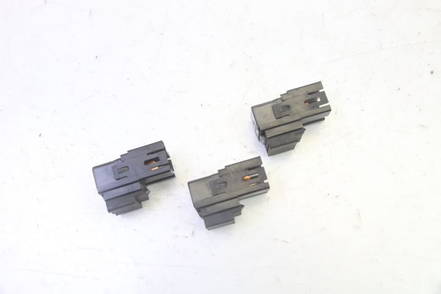 photo de RELÉ ELÉCTRICO YAMAHA X-MAX XMAX 125 (2010 - 2013) - Vista principal