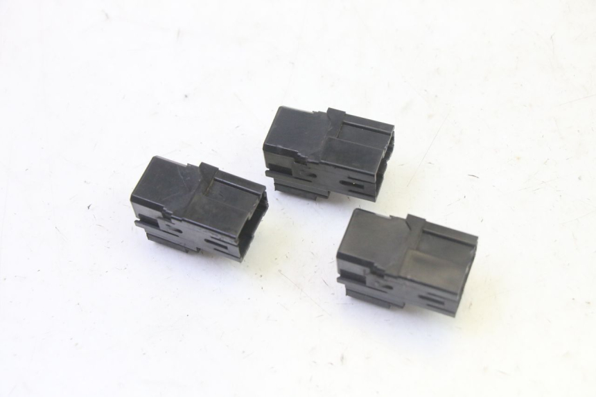 photo de RELÉ ELÉCTRICO YAMAHA X-MAX XMAX 125 (2010 - 2013) - Zoom estado de uso