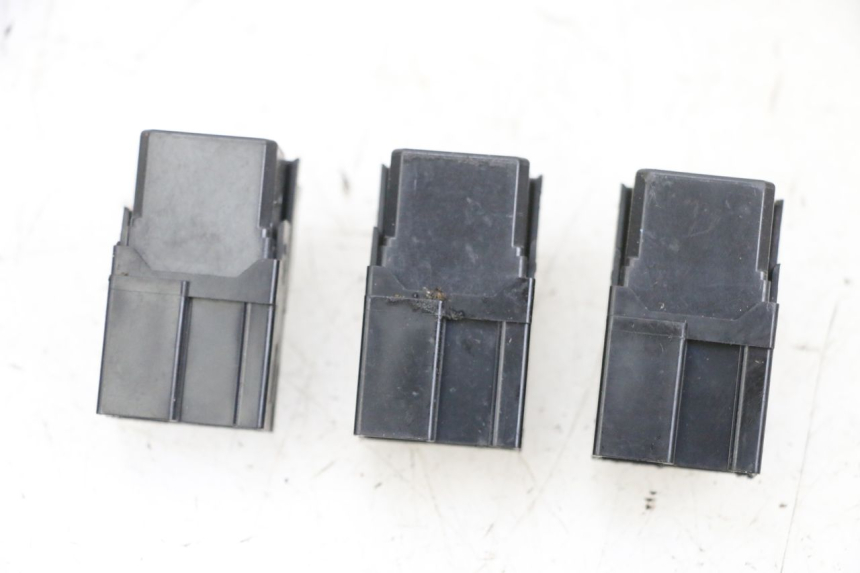 photo de RELé ELéCTRICO YAMAHA XMAX X-MAX 125 (2006 - 2009) - Vista principal