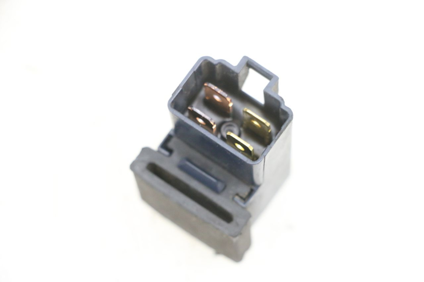 photo de RELé ELéCTRICO YAMAHA XMAX X-MAX 125 (2006 - 2009) - Otra perspectiva