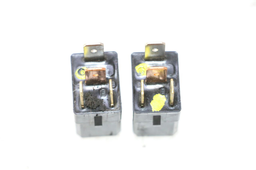 photo de RELÉ ELÉCTRICO YAMAHA X-MAX XMAX 125 (2010 - 2013) - Detalle de la pieza