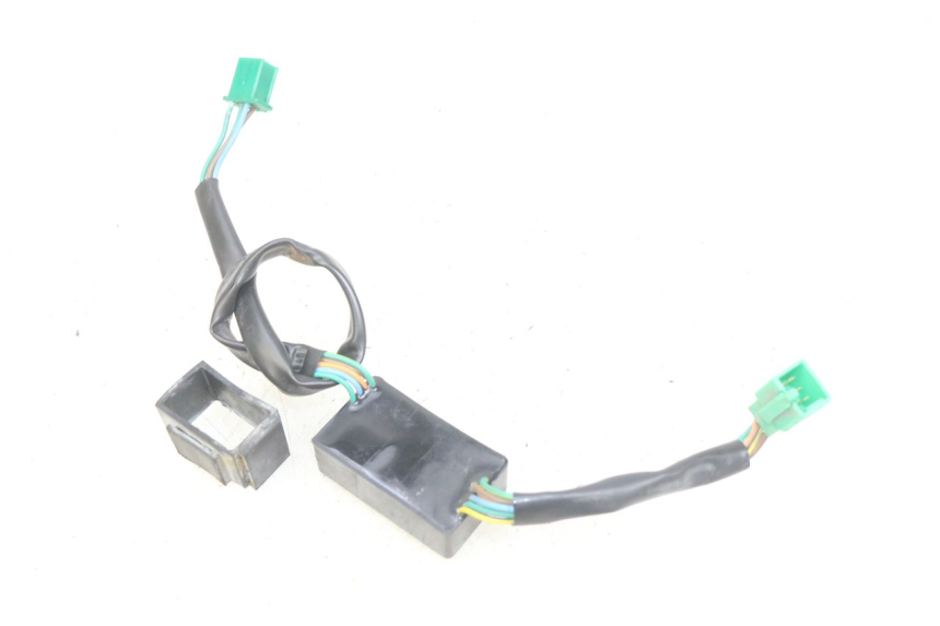 photo de RELÉ ELÉCTRICO KYMCO X-TOWN XTOWN 125 (2016 - 2021) - Otra perspectiva