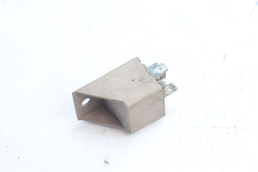 photo de RELE PIAGGIO X9 AMALFI 180 (2000 - 2003) - Primer plano técnico