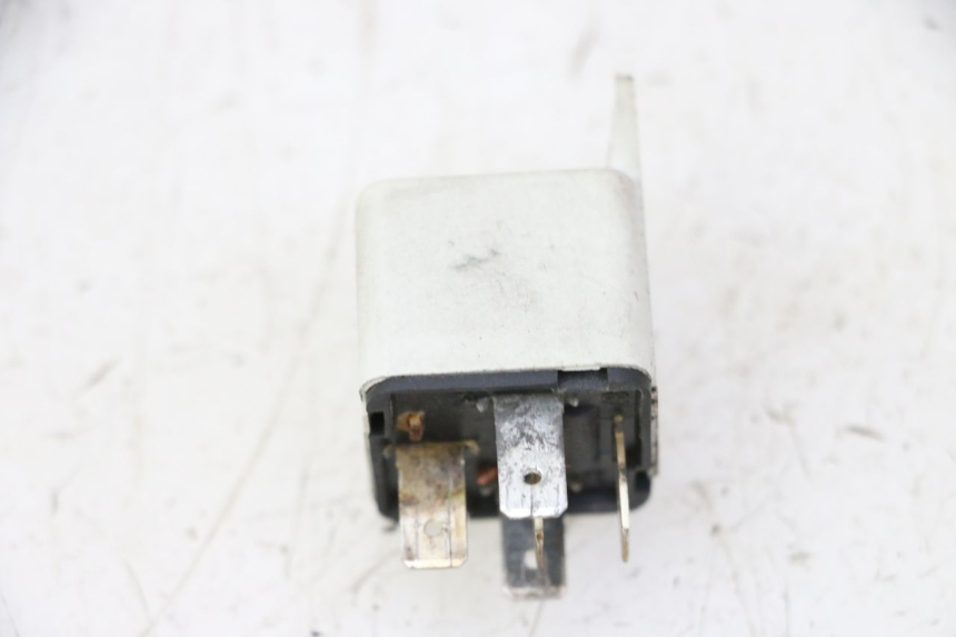 photo de RELÉ ELÉCTRICO PIAGGIO X9 EVOLUTION 125 (2003 - 2007) - Zoom estado de uso