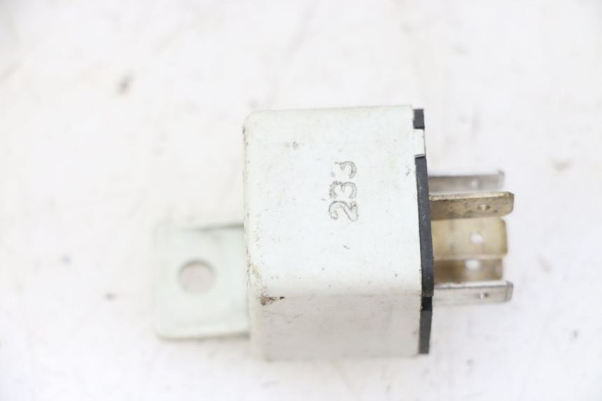 photo de RELÉ ELÉCTRICO PIAGGIO X9 EVOLUTION 125 (2003 - 2007) - Detalle de la pieza