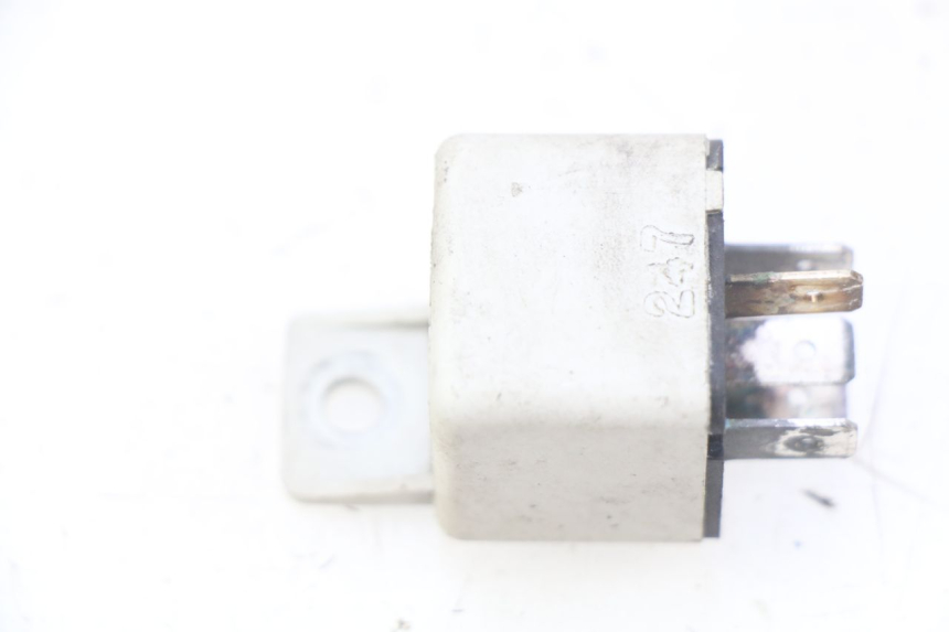 photo de RELÉ ELÉCTRICO PIAGGIO XEVO - X EVO 125 (2007 - 2017) - Zoom estado de uso