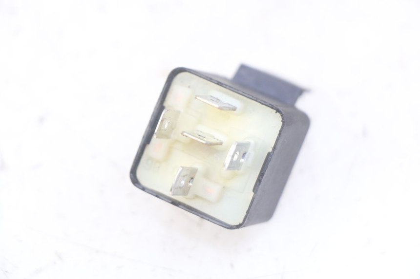 photo de RELÉ ELÉCTRICO PIAGGIO XEVO - X EVO 125 (2007 - 2017) - Zoom estado de uso