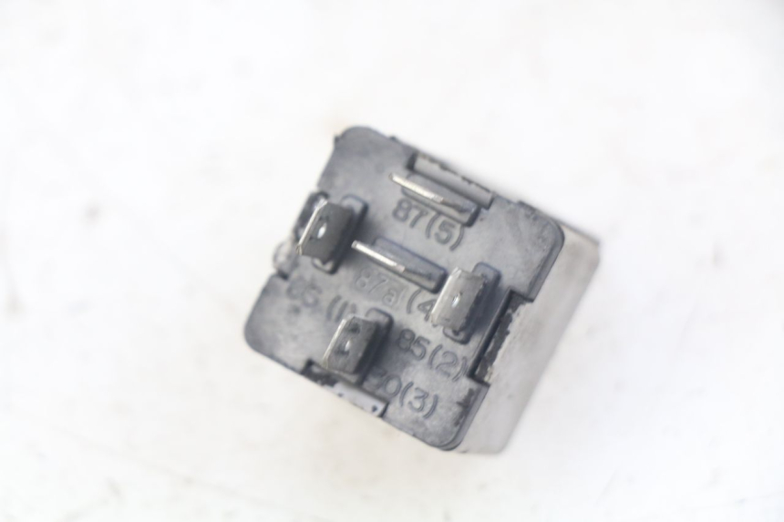 photo de RELÉ ELÉCTRICO PIAGGIO XEVO - X EVO 125 (2007 - 2017) - Zoom estado de uso