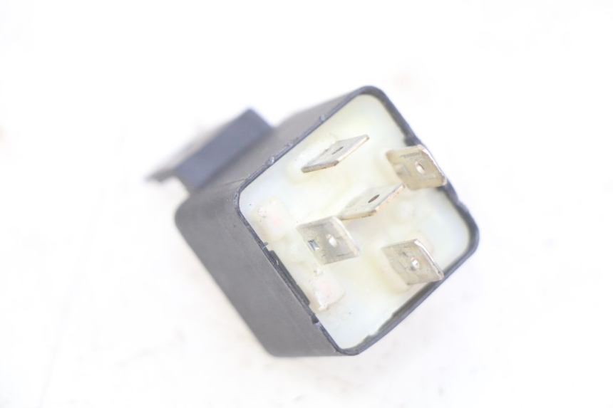 photo de RELÉ ELÉCTRICO PIAGGIO XEVO - X EVO 125 (2007 - 2017) - Zoom estado de uso