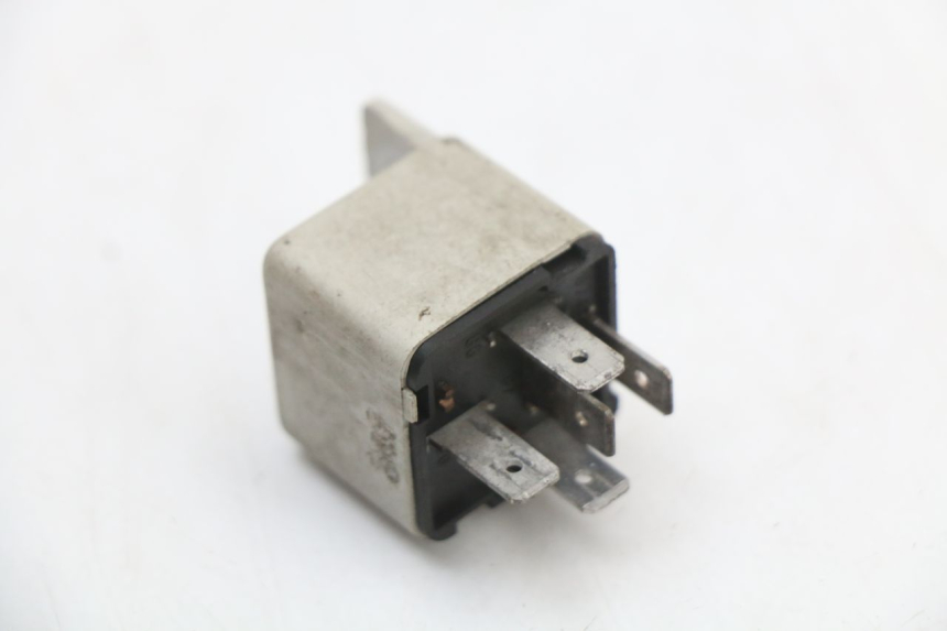 photo de RELÉ ELÉCTRICO PIAGGIO XEVO - X EVO 125 (2007 - 2017) - Zoom estado de uso