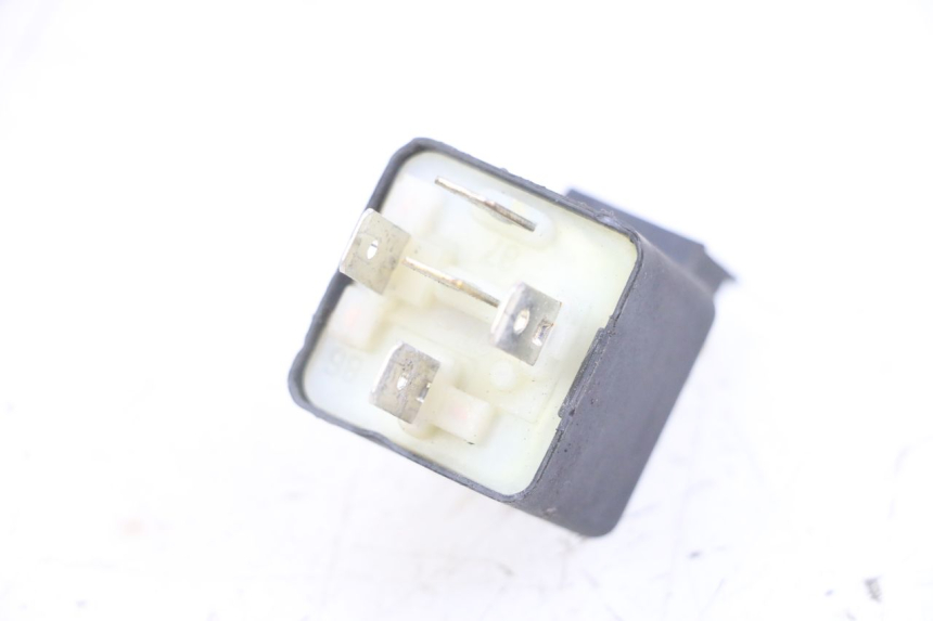 photo de RELÉ ELÉCTRICO PIAGGIO XEVO - X EVO 125 (2007 - 2017) - Zoom estado de uso