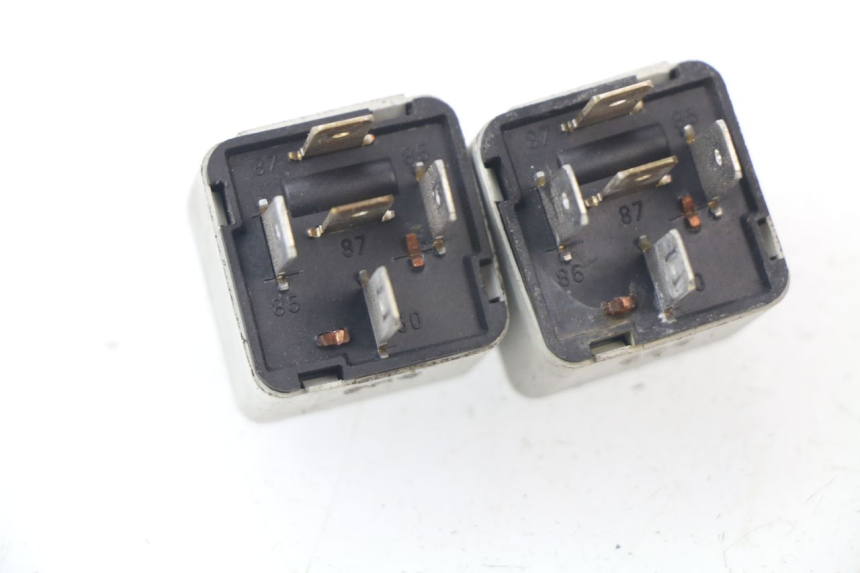 photo de RELE PIAGGIO XEVO X-EVO 250 (2007 - 2012) - Primer plano técnico