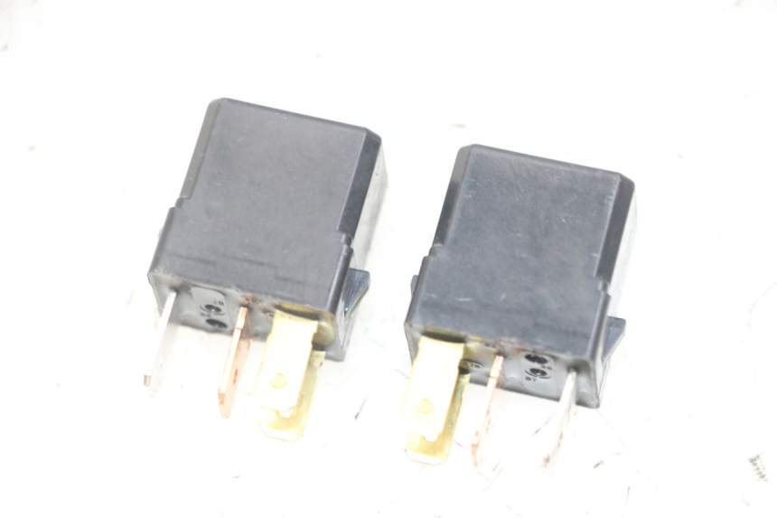 photo de RELE YAMAHA XJ6 ABS 600 (2008 - 2016) - Vista principal