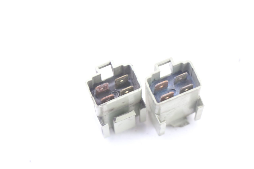 photo de RELE YAMAHA X-MAX XMAX ABS 250 (2010 - 2014) - Otra perspectiva