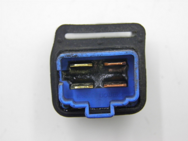 photo de RELE YAMAHA XJS DIVERSION 600 (1997 - 1999) - Detalle de la pieza