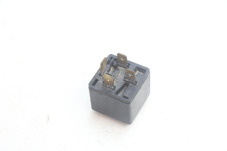 photo de RELÉ ELÉCTRICO YAMAHA YP MAJESTY 125 (2002 - 2006) - Zoom estado de uso