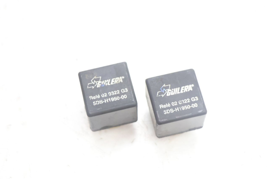 photo de RELÉ ELÉCTRICO YAMAHA YP MAJESTY 125 (2002 - 2006) - Vista principal
