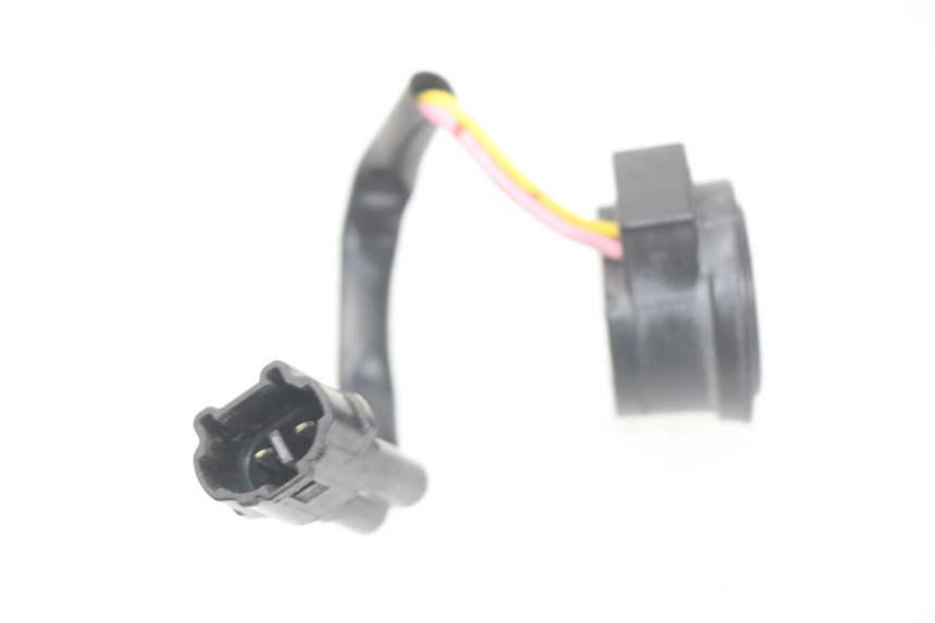 photo de RELE YAMAHA YP T-MAX TMAX 530 (2017 - 2020) - Zoom estado de uso