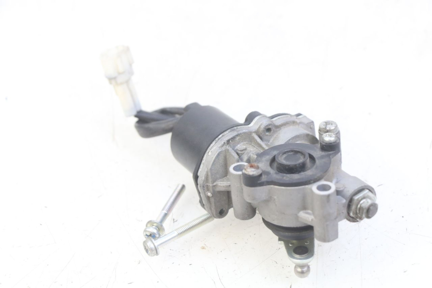 photo de RELÉ ELÉCTRICO YAMAHA YZF R1 1000 (2007 - 2008) - Detalle de la pieza