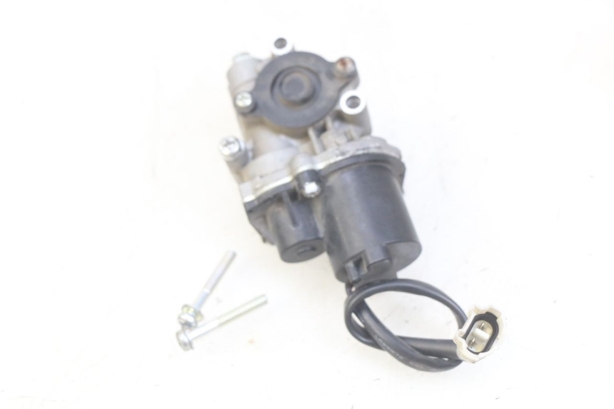 photo de RELÉ ELÉCTRICO YAMAHA YZF R1 1000 (2007 - 2008) - Zoom estado de uso