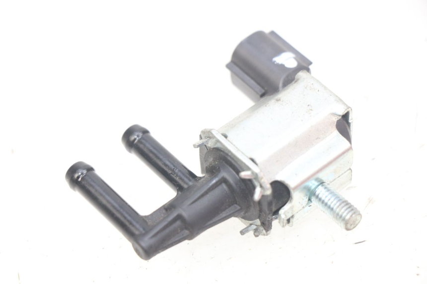 photo de RELÉ ELÉCTRICO KAWASAKI Z 650 (2016 - 2019) - Zoom estado de uso