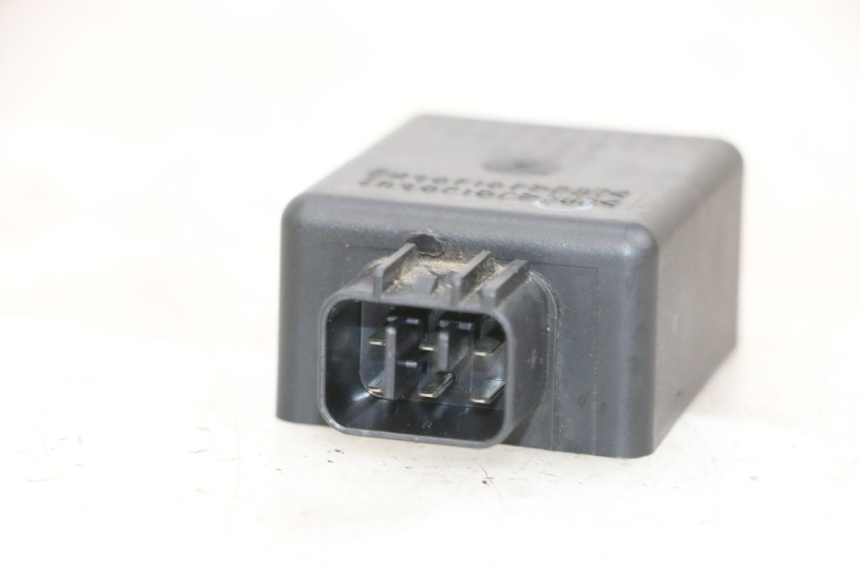 photo de RELE KAWASAKI ZR 7 750 (1999 - 2004) - Detalle de la pieza