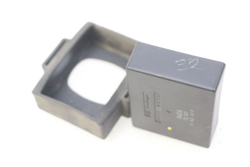 photo de RELE DE FARO HONDA FORZA 125 (2015 - 2016) - Zoom estado de uso