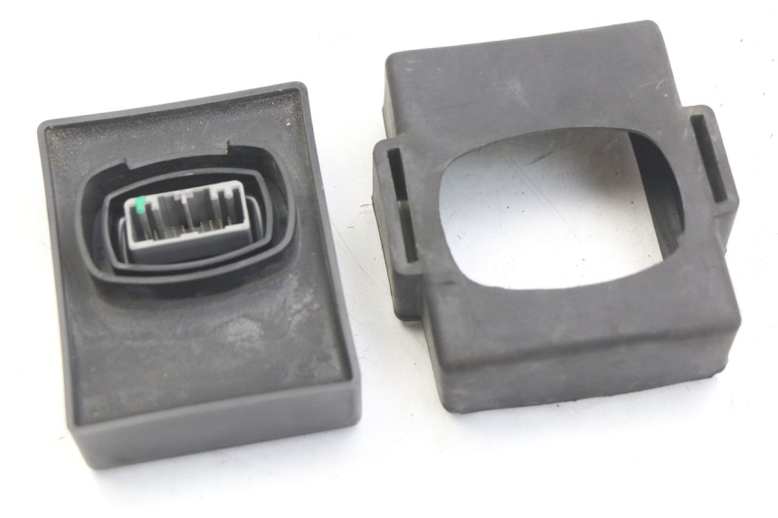 photo de RELE DE FARO HONDA FORZA 125 (2015 - 2016) - Vista principal