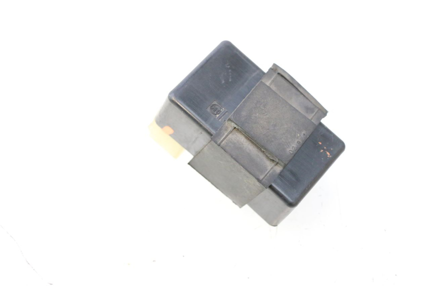 photo de RELE FARO HONDA ST PAN EUROPEAN 1100 (1990 - 2002) - Zoom estado de uso
