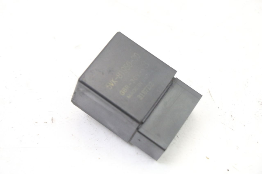 photo de RELÉ BOMBA COMBUSTIBLE YAMAHA FZ6 FAZER S2 600 (2007 - 2011) - Vista principal