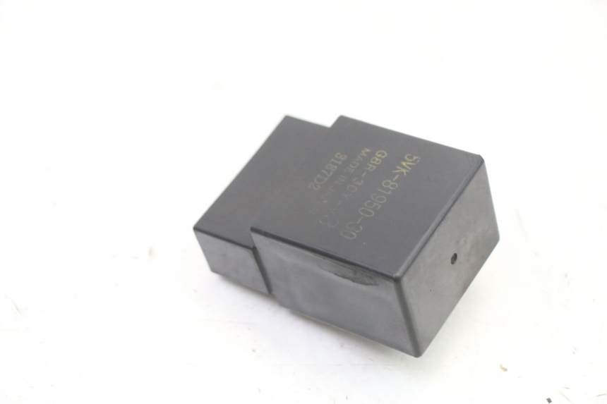 photo de RELÉ BOMBA COMBUSTIBLE YAMAHA FZ6 FAZER S2 600 (2007 - 2011) - Detalle de la pieza