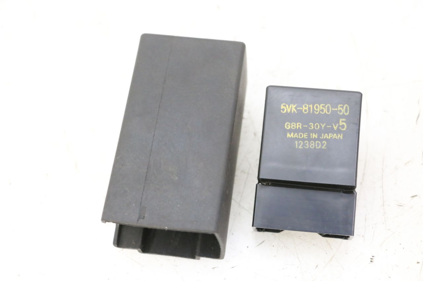 photo de RELÉ BOMBA COMBUSTIBLE YAMAHA MT-07 MT07 ABS 700 (2014 - 2017) - Vista principal