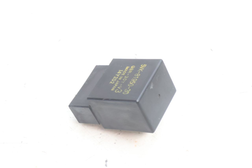 photo de RELÉ BOMBA COMBUSTIBLE YAMAHA TDM ABS 900 (2002 - 2014) - Detalle de la pieza
