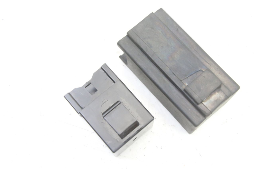 photo de RELÉ BOMBA COMBUSTIBLE YAMAHA TRACER 7 700 (2020 - 2024) - Otra perspectiva