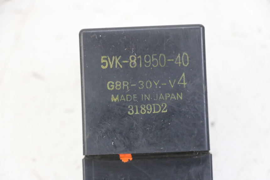 photo de RELÉ BOMBA COMBUSTIBLE YAMAHA XJ6 ABS 600 (2008 - 2016) - Otra perspectiva