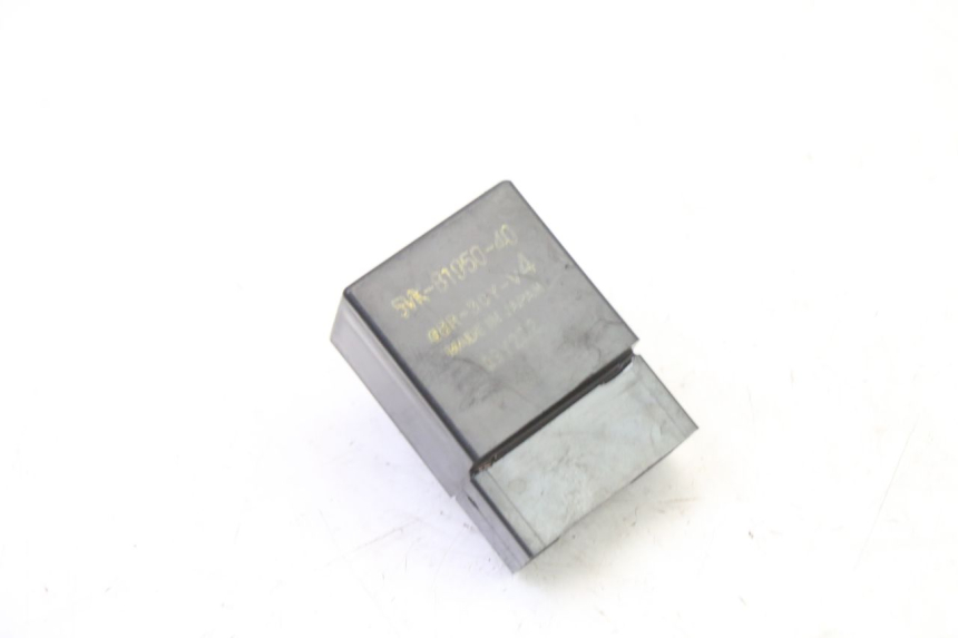 photo de RELÉ BOMBA COMBUSTIBLE YAMAHA XJ6 ABS 600 (2008 - 2016) - Vista principal