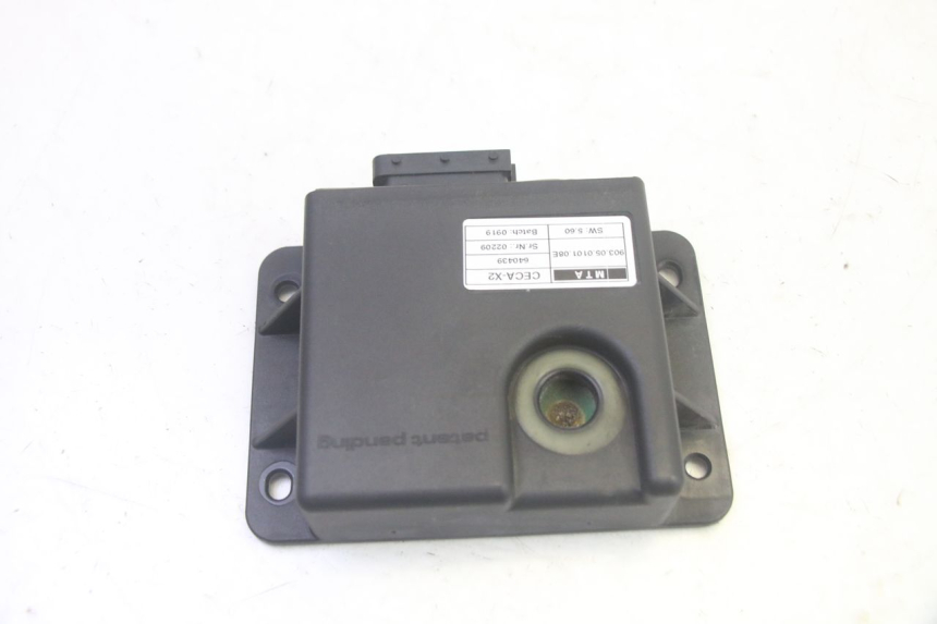 photo de ROLL LOCK RELE PIAGGIO MP3 HPE 350 (2018 - 2020) - Zoom estado de uso