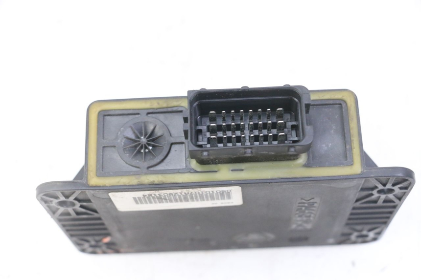 photo de RELE DE BLOQUEO DE RUEDA PIAGGIO MP3 LT 400 (2007 - 2012) - Otra perspectiva