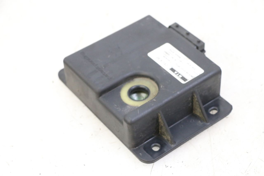 photo de RELE DE BLOQUEO DE RUEDA PIAGGIO MP3 500 (2014 - 2017) - Primer plano técnico