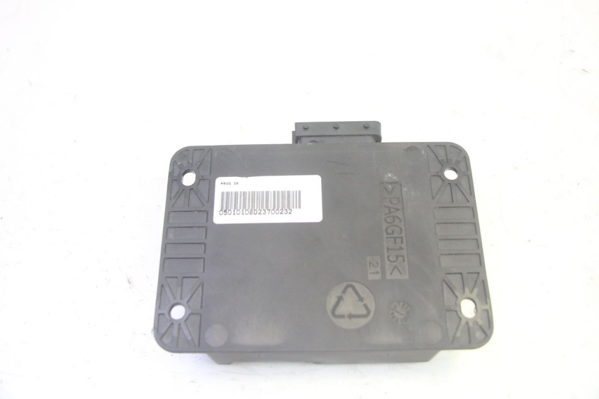 photo de ROLL LOCK RELE PIAGGIO MP3 500 (2016 - 2018) - Primer plano técnico
