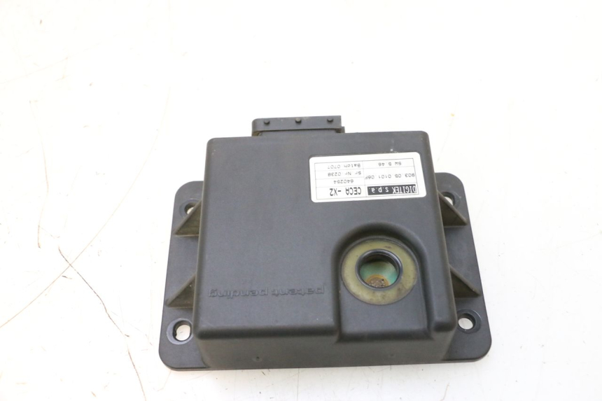 photo de ROLL LOCK RELE PIAGGIO MP3 125 (2006 - 2014) - Otra perspectiva