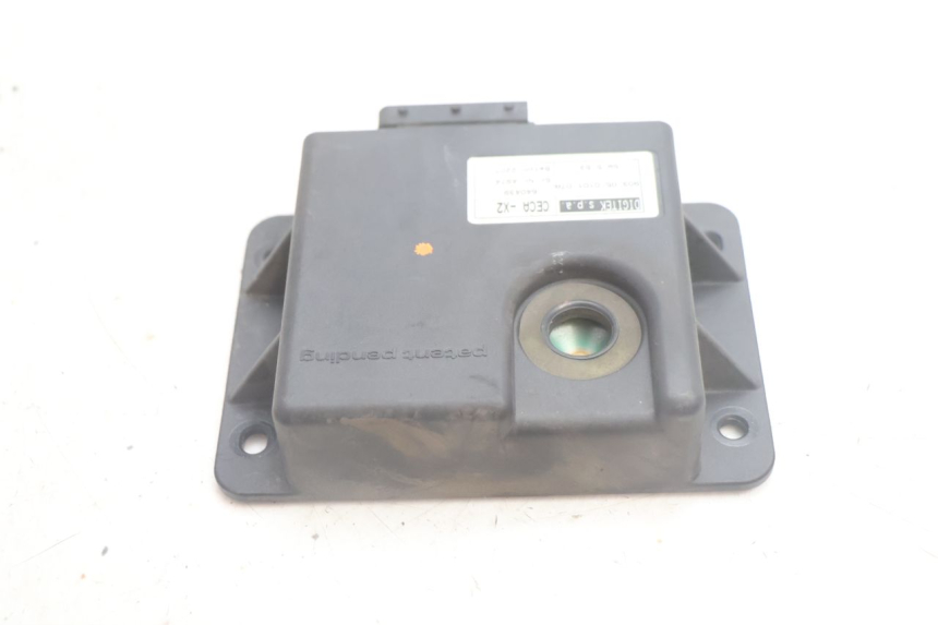 photo de ROLL LOCK RELE PIAGGIO MP3 125 (2006 - 2014) - Otra perspectiva