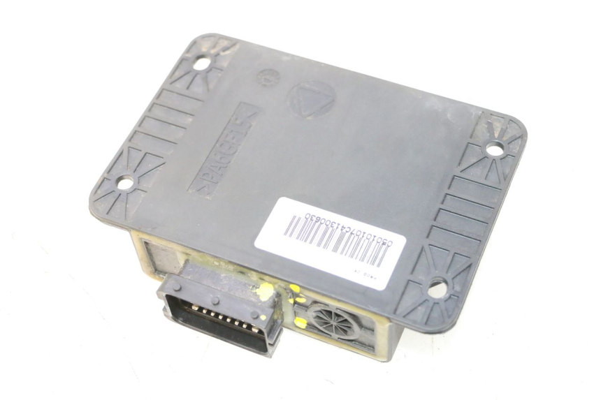 photo de ROLL LOCK RELE PIAGGIO MP3 500 (2011 - 2015) - Zoom estado de uso