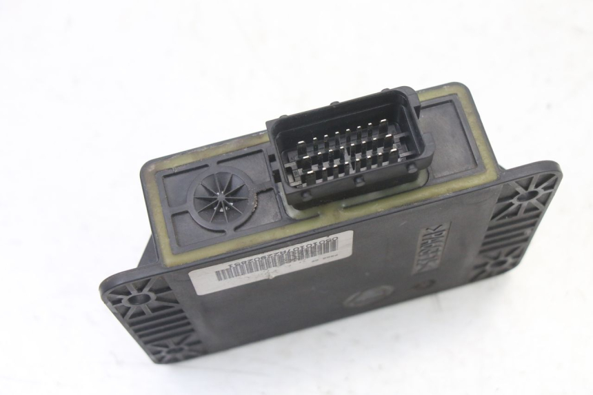 photo de RELE DE BLOQUEO DE RUEDA PIAGGIO MP3 LT 400 (2007 - 2012) - Primer plano técnico