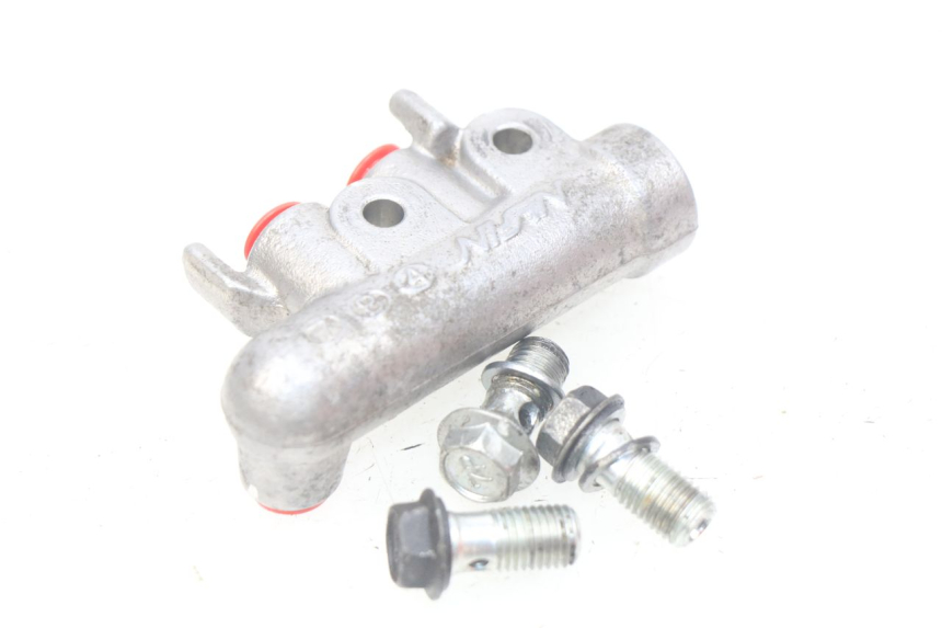 photo de DISTRIBUIDOR DE FRENO SUZUKI BURGMAN 125 (2007 - 2014) - Detalle de la pieza