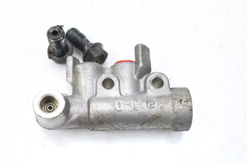 photo de DISTRIBUIDOR DE FRENO HONDA FES S-WING SWING ABS 125 (2007 - 2015) - Detalle de la pieza
