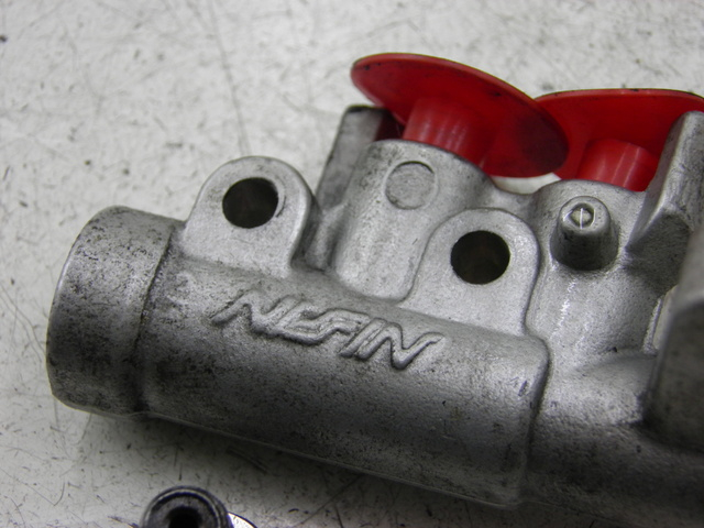 photo de REPARTIDOR FRENO HONDA FJS SILVER WING 600 (2003 - 2005) - Zoom estado de uso